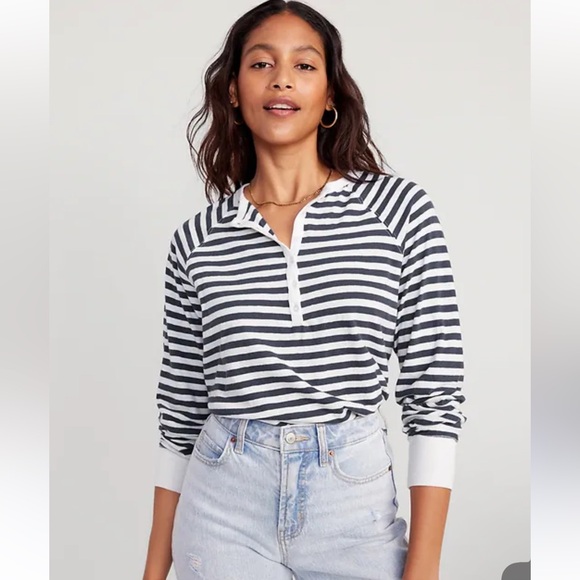 Old Navy Tops - Old Navy Black & White Striped Henley Long Sleeve Top